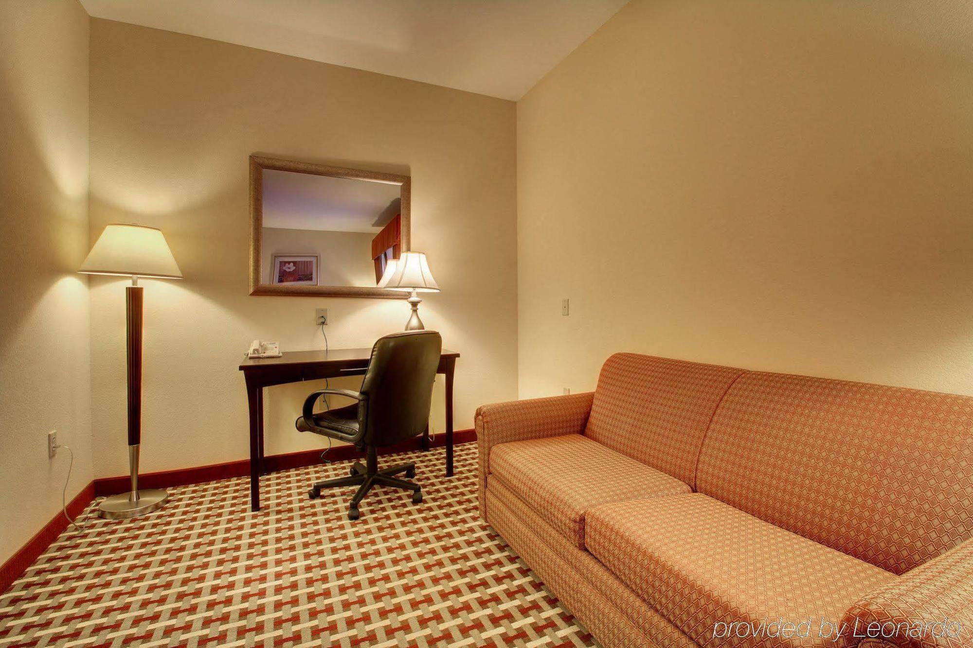 Holiday Inn Express & Suites Laurel By Ihg Экстерьер фото